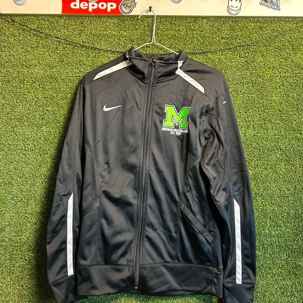 Nike Men's Black and Grey Jacket